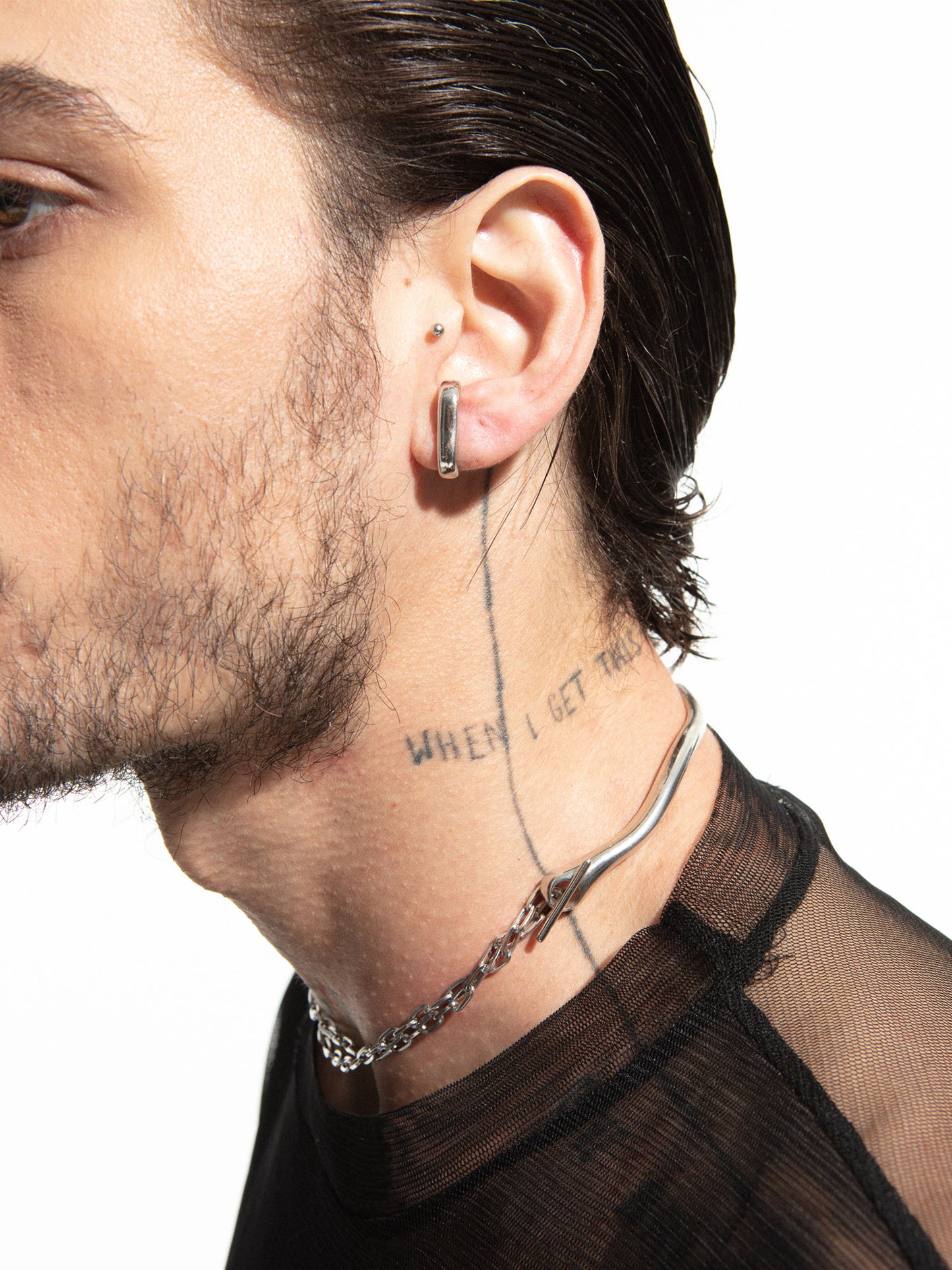 VIVIEN NECKLACE